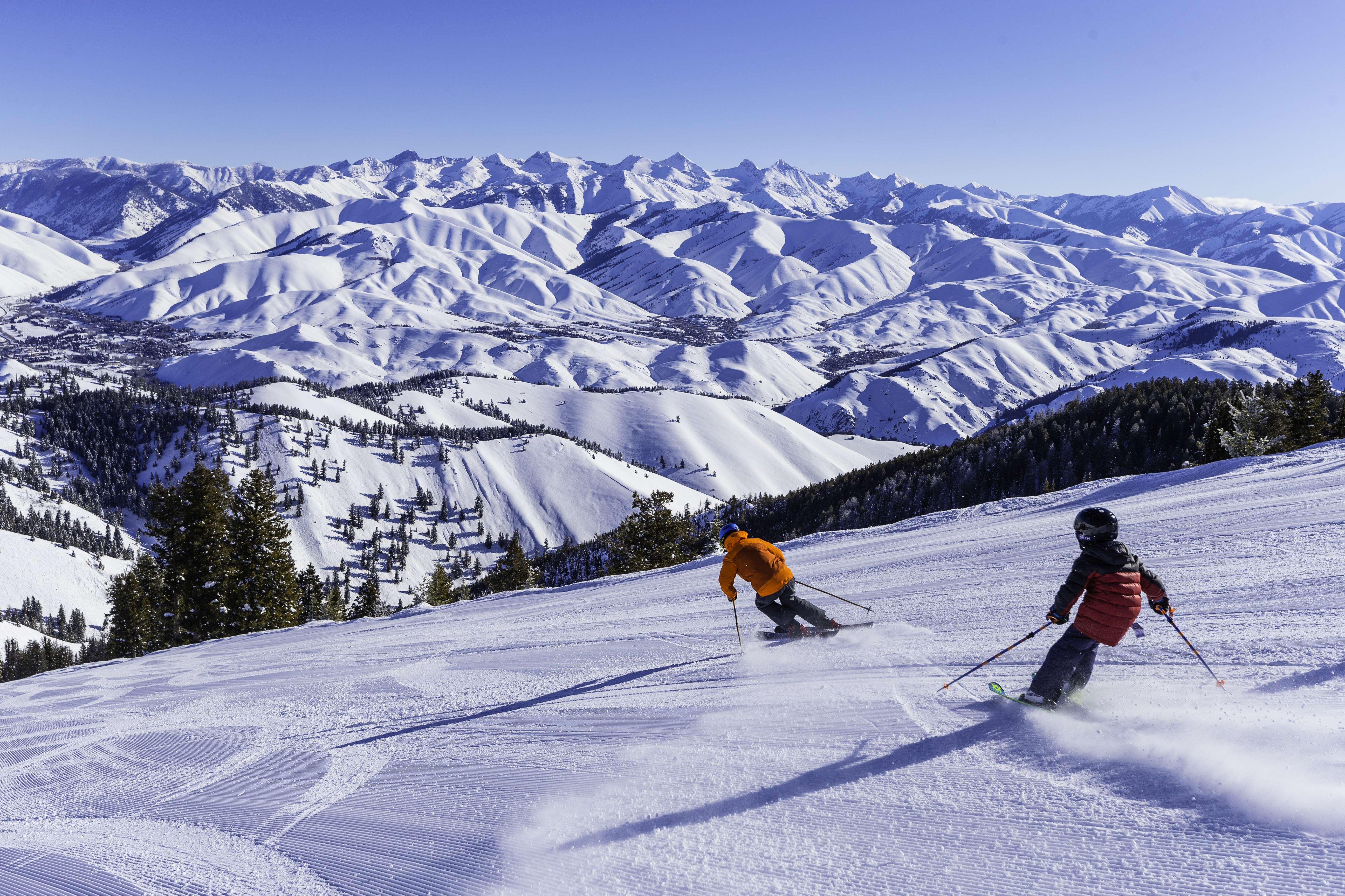 Ski and sun top